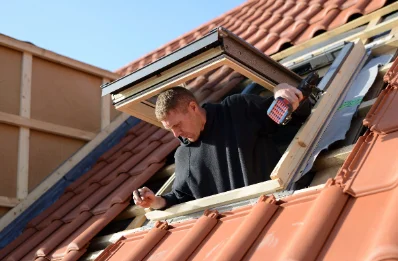 Pose de fenêtres de toit Velux à la Laigne